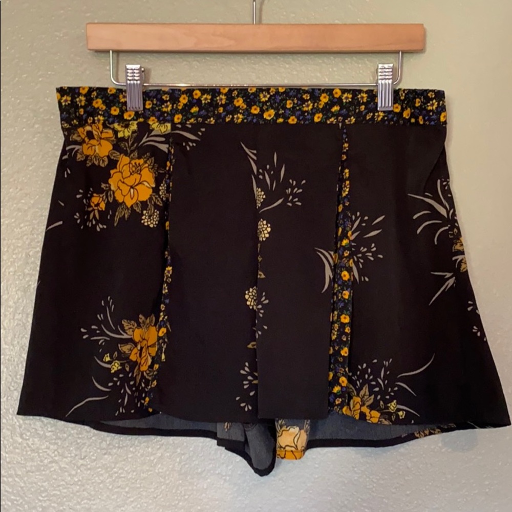 Urban Outfitters BOG collective Shorts SZ L